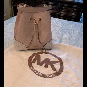 Michael Kors Mercer Gallery medium Bucket Bag
